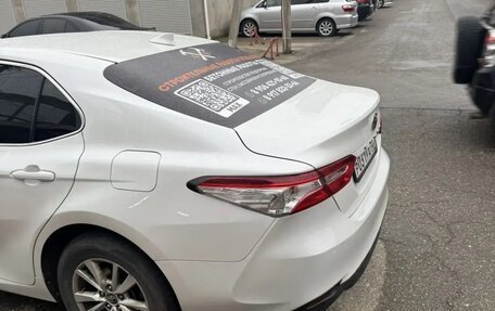 Toyota Camry, 2019 год, 2 600 000 рублей, 4 фотография