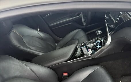 Toyota Camry, 2019 год, 2 600 000 рублей, 9 фотография