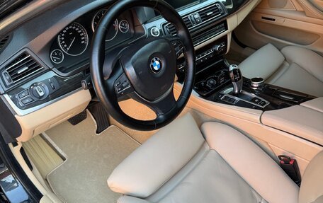 BMW 5 серия, 2010 год, 1 850 000 рублей, 4 фотография