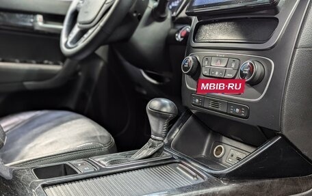 KIA Sorento II рестайлинг, 2013 год, 1 740 000 рублей, 28 фотография