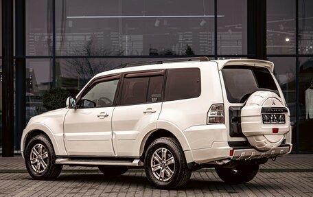 Mitsubishi Pajero IV, 2014 год, 2 035 000 рублей, 4 фотография