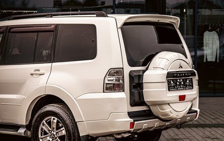 Mitsubishi Pajero IV, 2014 год, 2 035 000 рублей, 10 фотография