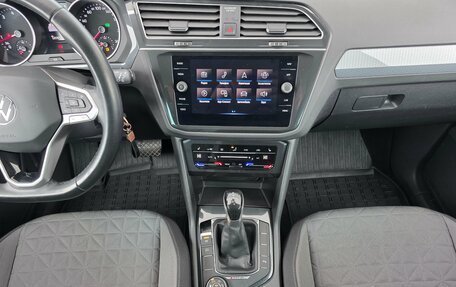 Volkswagen Tiguan II, 2021 год, 3 149 000 рублей, 8 фотография