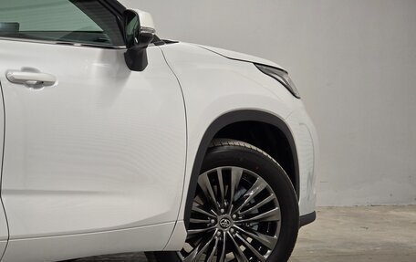 Toyota Highlander, 2025 год, 5 545 000 рублей, 28 фотография