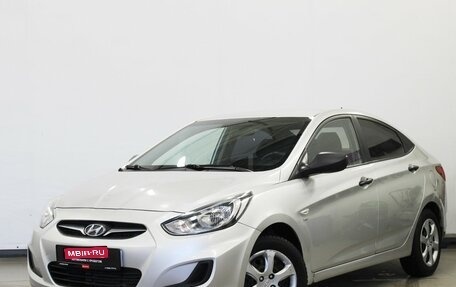 Hyundai Solaris II рестайлинг, 2012 год, 690 000 рублей, 1 фотография