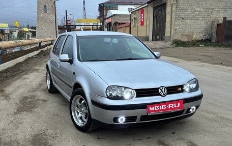 Volkswagen Golf V, 2003 год, 450 000 рублей, 1 фотография