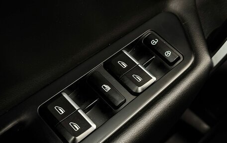 Geely Atlas I, 2021 год, 1 675 000 рублей, 23 фотография