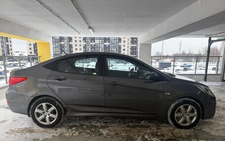 Hyundai Solaris II рестайлинг, 2011 год, 600 000 рублей, 4 фотография