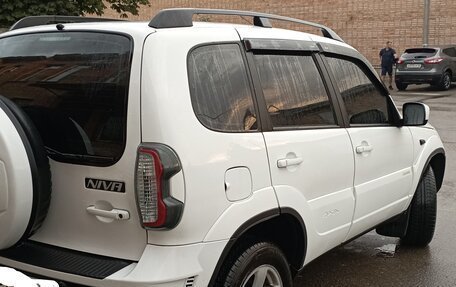 Chevrolet Niva I рестайлинг, 2016 год, 850 000 рублей, 3 фотография