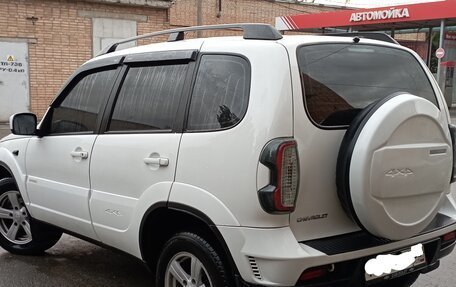 Chevrolet Niva I рестайлинг, 2016 год, 850 000 рублей, 2 фотография