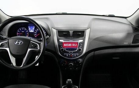 Hyundai Solaris II рестайлинг, 2012 год, 690 000 рублей, 9 фотография