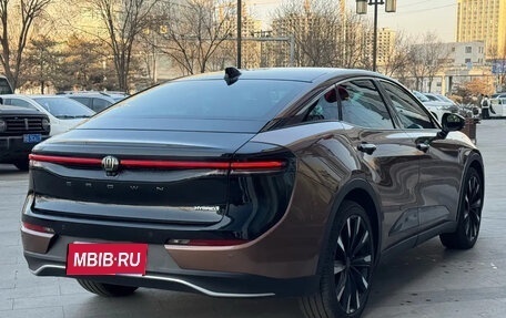 Toyota Crown, 2024 год, 6 100 008 рублей, 4 фотография