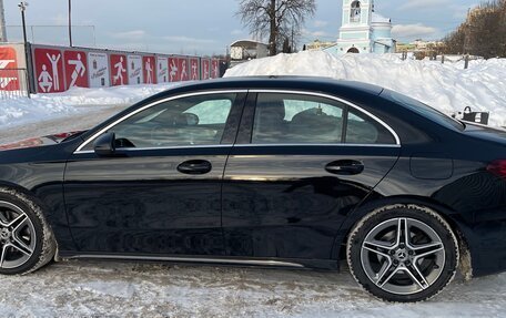 Mercedes-Benz A-Класс, 2020 год, 2 650 000 рублей, 6 фотография