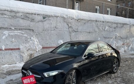 Mercedes-Benz A-Класс, 2020 год, 2 650 000 рублей, 8 фотография