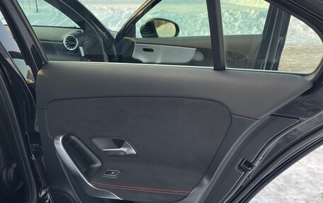 Mercedes-Benz A-Класс, 2020 год, 2 650 000 рублей, 28 фотография