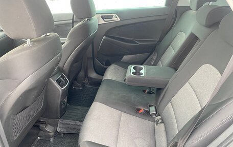 Hyundai Tucson III, 2019 год, 2 120 000 рублей, 10 фотография