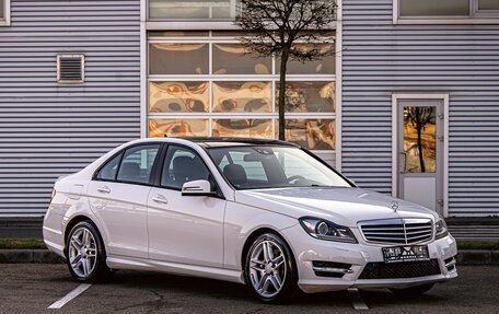Mercedes-Benz C-Класс, 2014 год, 1 355 000 рублей, 3 фотография