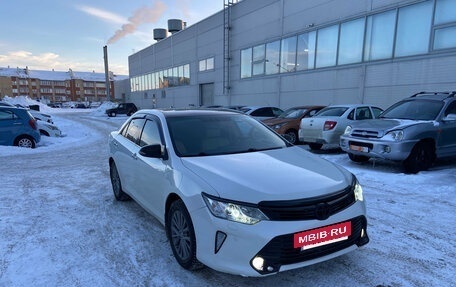 Toyota Camry, 2016 год, 1 990 000 рублей, 3 фотография