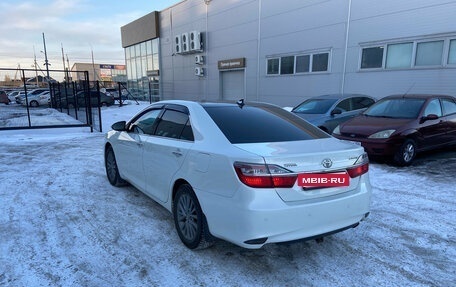 Toyota Camry, 2016 год, 1 990 000 рублей, 8 фотография