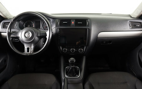 Volkswagen Jetta VI, 2013 год, 819 000 рублей, 14 фотография