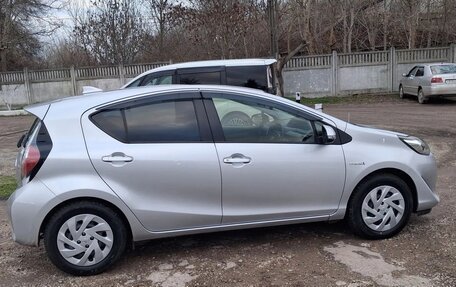 Toyota Aqua I, 2019 год, 1 350 000 рублей, 3 фотография