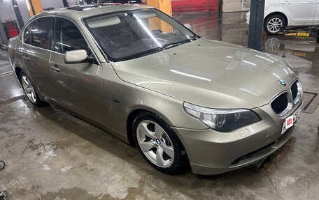 BMW 5 серия, 2004 год, 1 100 000 рублей, 2 фотография