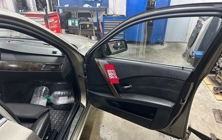 BMW 5 серия, 2004 год, 1 100 000 рублей, 4 фотография