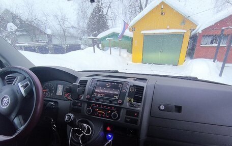 Volkswagen Caravelle T5, 2013 год, 1 700 000 рублей, 6 фотография