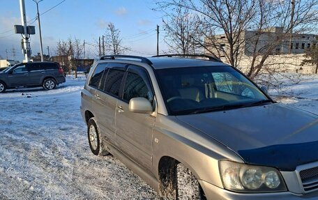 Toyota Kluger I, 2002 год, 995 000 рублей, 3 фотография