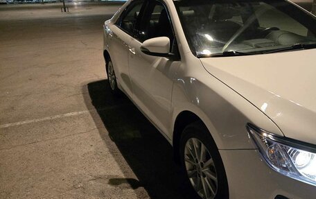 Toyota Camry, 2017 год, 2 000 000 рублей, 6 фотография