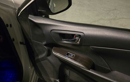 Toyota Camry, 2017 год, 2 000 000 рублей, 13 фотография