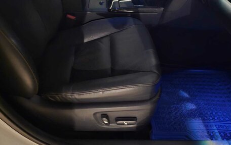 Toyota Camry, 2017 год, 2 000 000 рублей, 14 фотография