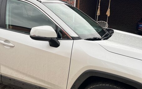 Toyota RAV4, 2019 год, 2 800 000 рублей, 3 фотография