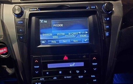 Toyota Camry, 2017 год, 2 000 000 рублей, 10 фотография