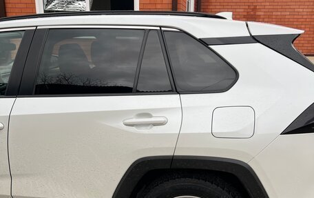 Toyota RAV4, 2019 год, 2 800 000 рублей, 6 фотография