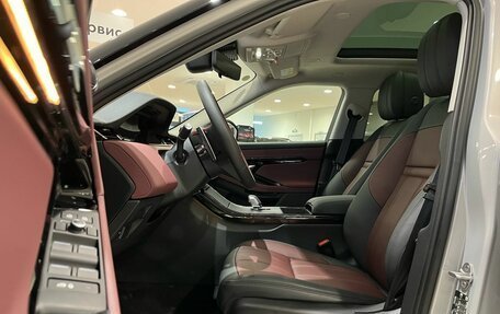 Land Rover Range Rover Evoque II, 2025 год, 5 970 000 рублей, 24 фотография