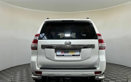 Toyota Land Cruiser Prado 150 рестайлинг 2, 2015 год, 3 150 000 рублей, 5 фотография