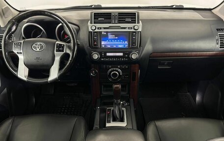 Toyota Land Cruiser Prado 150 рестайлинг 2, 2015 год, 3 150 000 рублей, 9 фотография