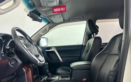 Toyota Land Cruiser Prado 150 рестайлинг 2, 2015 год, 3 150 000 рублей, 7 фотография