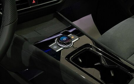 Volkswagen Tiguan, 2025 год, 4 950 000 рублей, 21 фотография