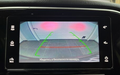 Mitsubishi Outlander III рестайлинг 3, 2019 год, 2 100 000 рублей, 16 фотография