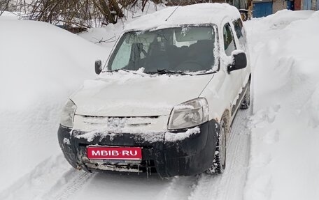 Peugeot Partner II рестайлинг 2, 2011 год, 340 000 рублей, 1 фотография