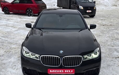 BMW 7 серия, 2018 год, 4 200 000 рублей, 1 фотография