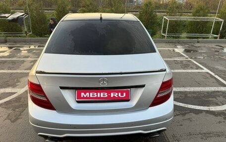 Mercedes-Benz C-Класс, 2012 год, 1 600 000 рублей, 1 фотография