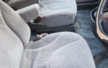 Mitsubishi Chariot III, 1999 год, 529 000 рублей, 9 фотография