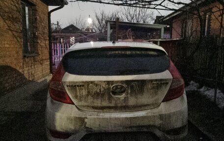 Hyundai Solaris II рестайлинг, 2013 год, 1 150 000 рублей, 3 фотография