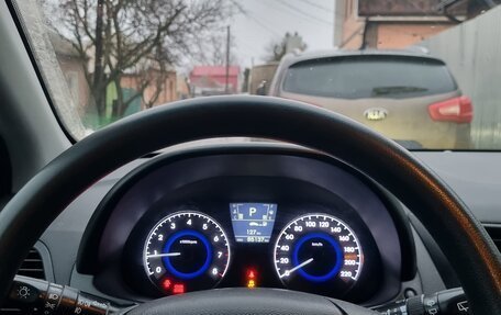 Hyundai Solaris II рестайлинг, 2013 год, 1 150 000 рублей, 5 фотография