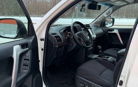 Toyota Land Cruiser Prado 150 рестайлинг 2, 2019 год, 6 150 000 рублей, 8 фотография