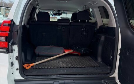 Toyota Land Cruiser Prado 150 рестайлинг 2, 2019 год, 6 150 000 рублей, 14 фотография
