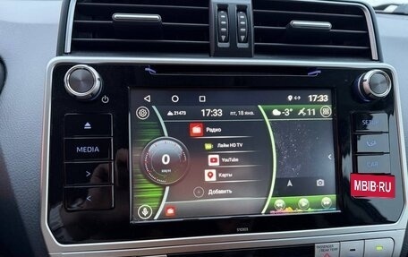 Toyota Land Cruiser Prado 150 рестайлинг 2, 2019 год, 6 150 000 рублей, 19 фотография